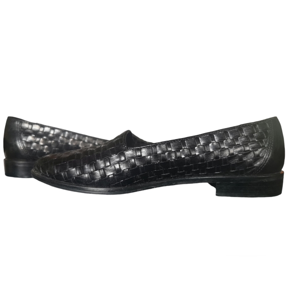 Greenwich Village Black Woven Upper Slip On Flats 6.5 - Picture 4 of 7